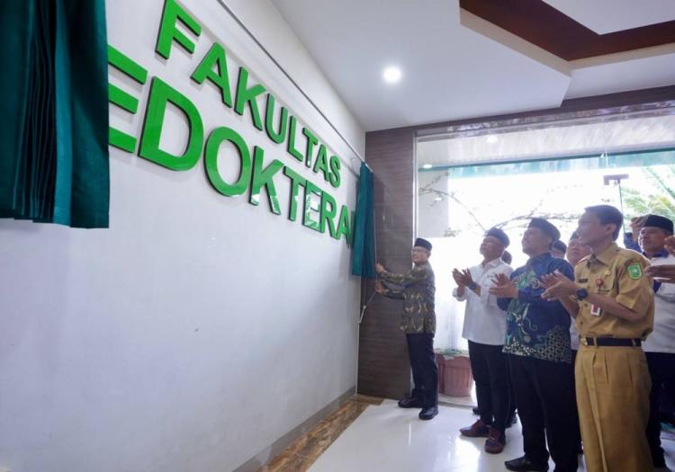 Hadiri Peresmian Fakultas Kedokteran Umri, Pj Sekdaprov Riau: Ini Investasi Mencerdaskan Bangsa di Tanah Melayu