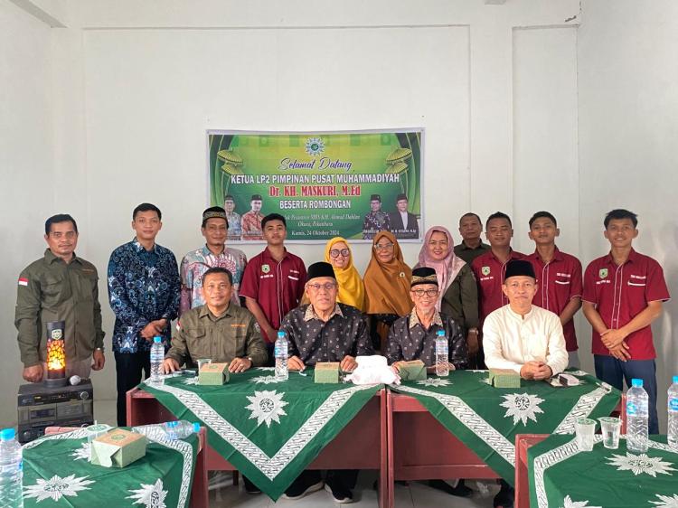 Ponpes Taruna MBS KH. Ahmad Dahlan Okura Pekanbaru Sambut Baik Kunjungan LP2 PP Muhammadiyah