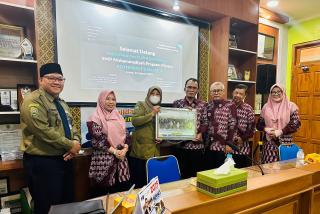 Silaturahmi Majelis Dikdasmen dan PNF PDM Pekanbaru ke SDM Condong Catur dan SMPM Program Khusus Kottabarat Surakarta Sebelum Menuju Semarang Untuk Me