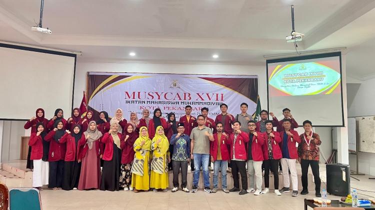 HADIRI MUSYCAB XVII IMM KOTA PEKANBARU, KETUA PDM PEKANBARU: TEGASKAN IMM SUMBER KADER PERSYARIKATAN, UMAT DAN BANGSA YANG UNGGUL INTELEKTUAL DAN SPIR