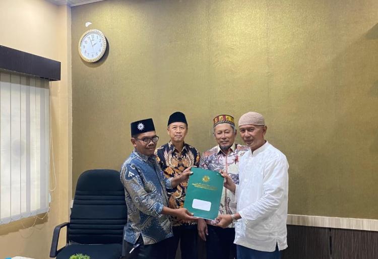 PDM Kota Pekanbaru Teken MoU dengan PT SAI untuk Peningkatan Layanan Umrah dan Haji Plus
