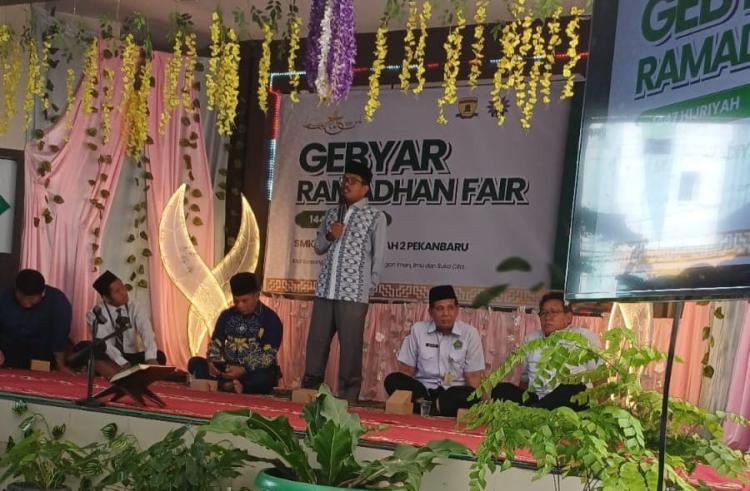 Ramadan Fair SMK Muda di Buka Ketua PDM Pekanbaru, Peserta Lomba Membludak